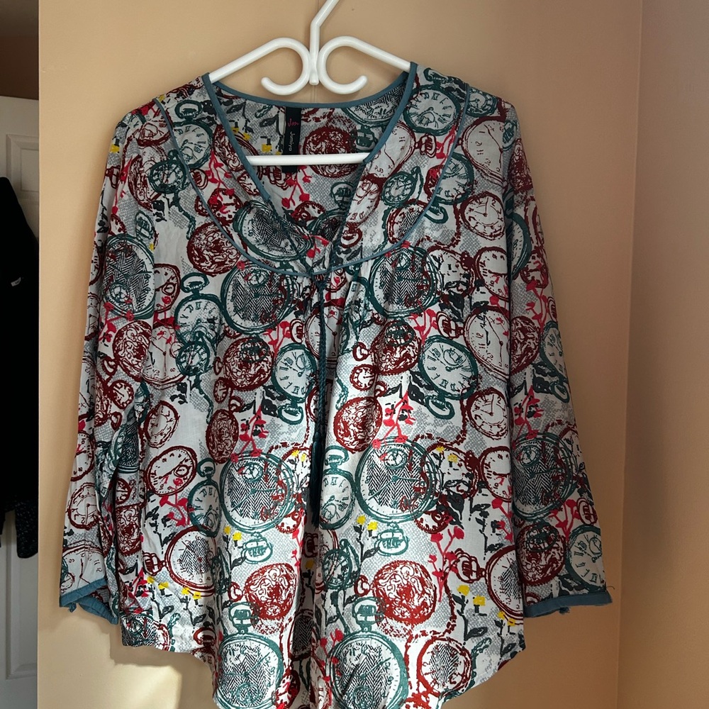 Colorful v neck blouse for spring and summer. Extra soft fabric.